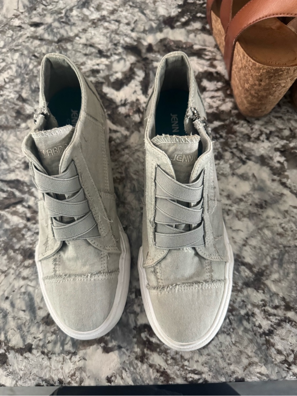 Jenn Ardor Sport Gray Canvas Platform Sneakers Elastic Lace Zip Casual Shoes